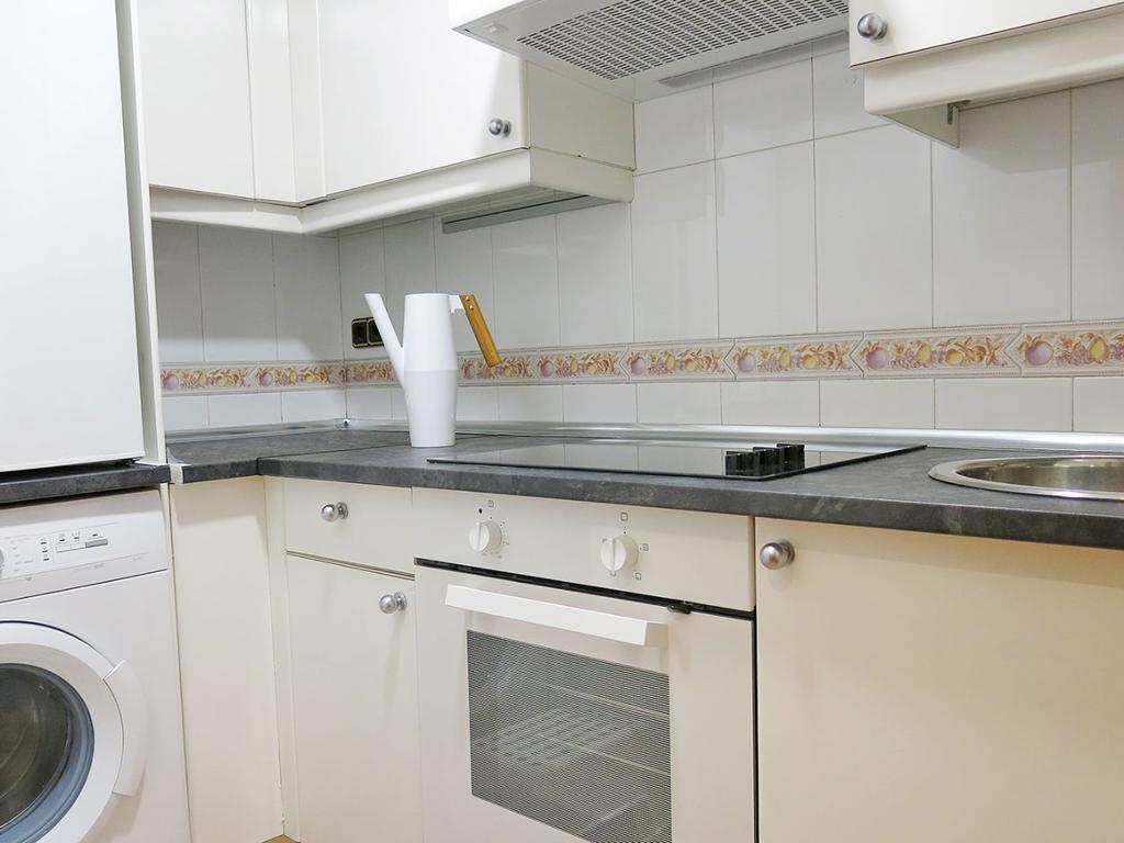 مدريد Almaden Apartment الغرفة الصورة