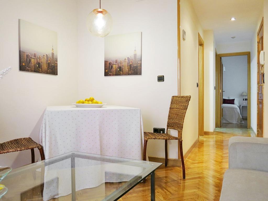مدريد Almaden Apartment الغرفة الصورة